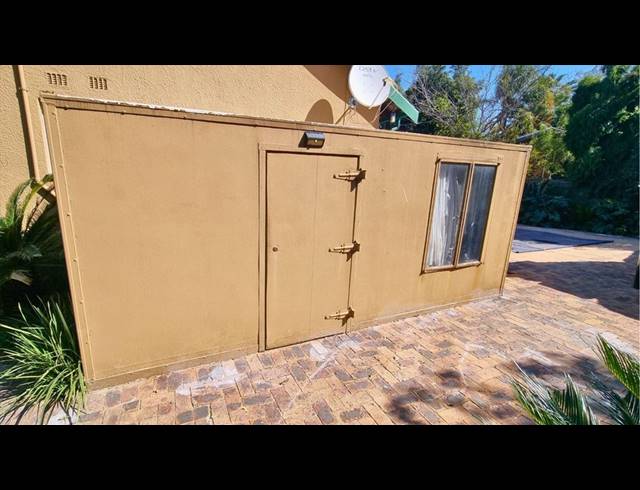 4 BEDROOM FREESTANDING FOR SALE IN RYNFIELD